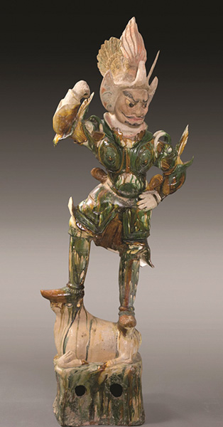 唐三彩　珍品　 唐三彩是唐代瓷器中的精華，更是我國瓷器的珍品。